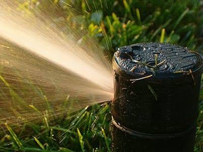 What Causes Sprinklers to Spray Poorly?
